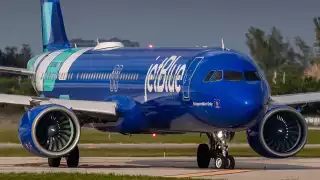 El vuelo que salió de Cancún tuvo que aterrizar de emergencia en Tampa.