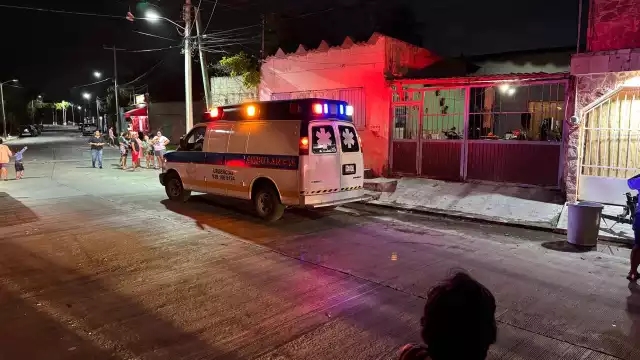 Una joven de 18 años fue valorada por los paramédicos por una crisis nerviosa