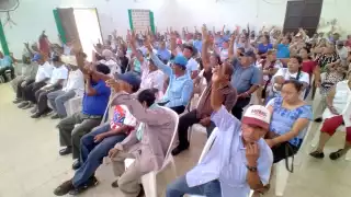 La asamblea propuso formar una comisión para acudir al sitio y corroborar el problema