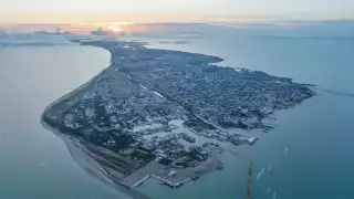 Ciudad del Carmen es la cabecera del municipio de Carmen, ubicada entre el golfo de México y la laguna de Términos.