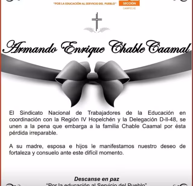 Familias y estudiantes rinden homenaje a docente fallecido en Campeche