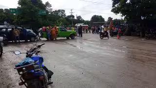 Los habitantes bloquearon el acceso a la comunidad