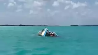 Embarcación se hunde en Bacalar