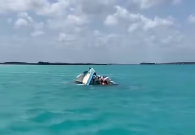 Se hunde embarcación en Bacalar