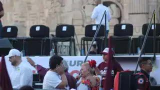 La candidata del PRD se le vio en el evento previo al cierre de campaña de Joaquín Díaz Mena