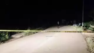 Tras impactar su cabeza contra el muro, el motociclista perdió la vida