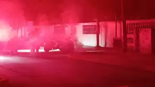 Registro de la CFE en Playa del Carmen se incendia y deja sin luz a vecinos de la Colonia Centro
