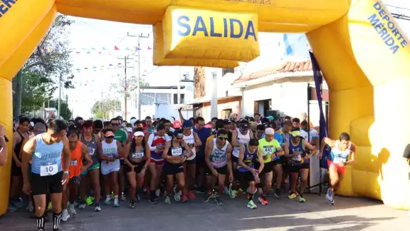 Más de 500 corredores participaron en la carrera para recordar a Pedro Infante. Más de 500 corredores participaron en la carrera para recordar a Pedro Infante.