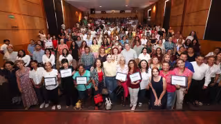 Se graduan a 170 mujeres del programa “Mujeres Construyendo su Autonomía” en Mérida