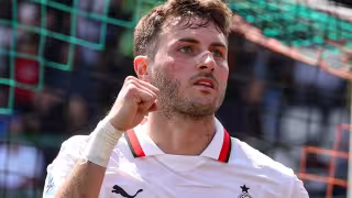 Santi Giménez anota y rompe mala racha goleadora