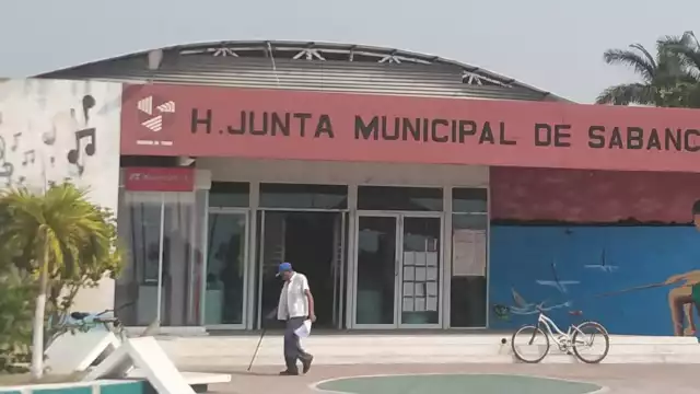 Pescadores de Sabancuy acusan que permisionarios les piden 'moche'