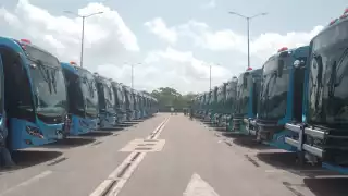 Mauricio Vila presenta las nuevas unidades de Va y Ven para más rutas en Mérida