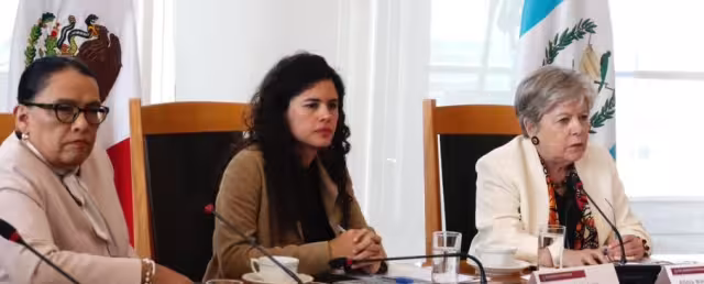 Funcionarias mexicanas participantes en la reunión con Guatemala