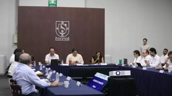 Participaron comisionados de la administración entrante y saliente Participaron comisionados de la administración entrante y saliente