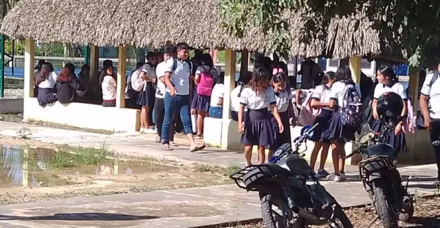 Alumnos están atravesando serias dificultades, ya que la comisaría Santa Rosa y Anexas se inundó