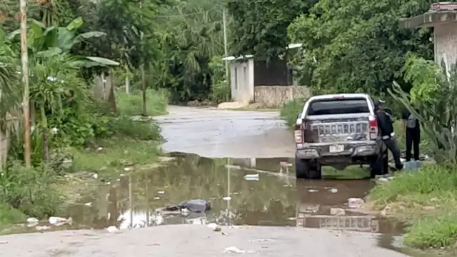 Lluvias llegan a José María Morelos provocando encharcamientos