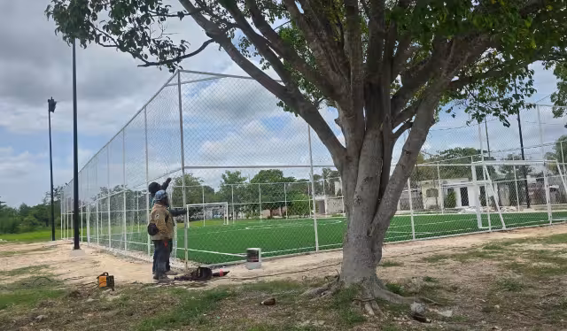 Vecinos piden cuidar inversión federal en deporte