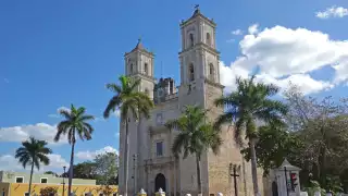 Rechazo y preocupación ante la inminente llegada de Starbucks al pueblo mágico de Valladolid