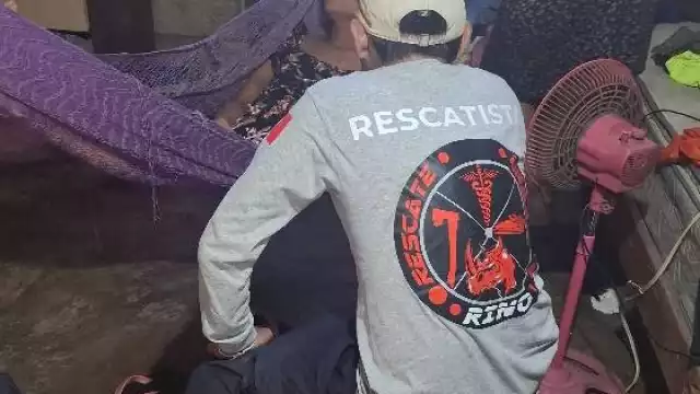 Salvan a adulta mayor de paro cardíaco en el ejido de Ucum