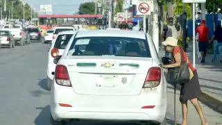 Cancunenses piden regularización de las tarifas de taxis por aumento excesivo