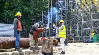 Uno de los factores de la reducción en la inversión pública y privada es la guerra arancelaria