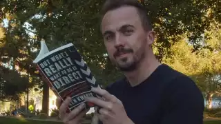 Frankie Muniz, actor de Malcolm el de en medio, es invitado de DesertCon 2025.