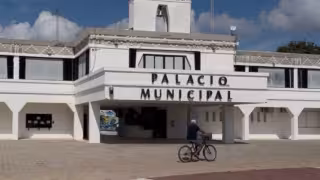 El exfuncionario del municipio es señalado por dejar un hueco financiero.