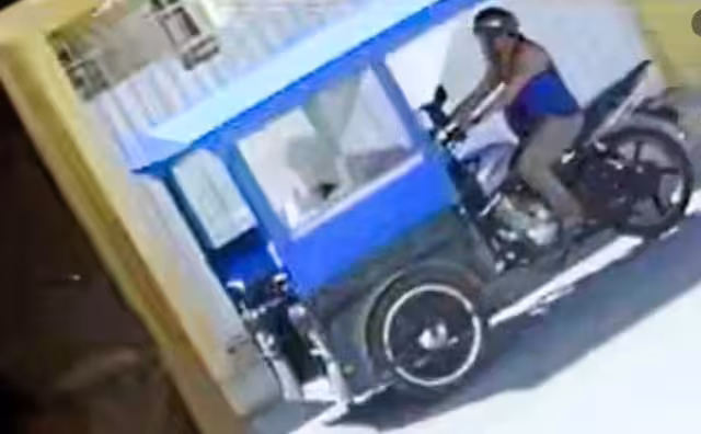 Difunden video de mototaxista acusado de robar pensión a abuelita en Campeche