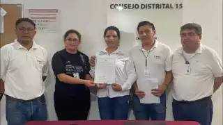 Diputados ganadores  de la contienda electoral reciben constancia de mayoría