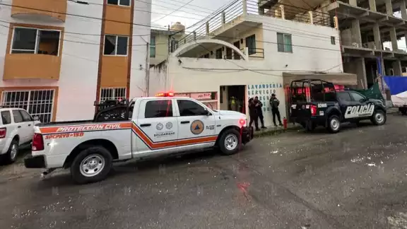 Los gritos de la mujer y el caos generado alertaron a los vecinos Los gritos de la mujer y el caos generado alertaron a los vecinos