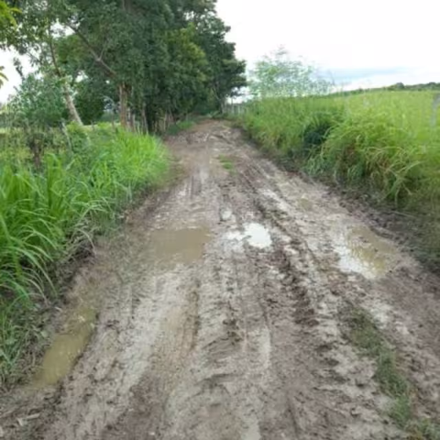 Piden rehabilitar caminos rurales en Jobal; campesinos ya no pueden llegar a sus parcelas