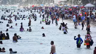 Domingo de Pascua desbordó Progreso: más de 25 mil turistas abarrotaron el malecón