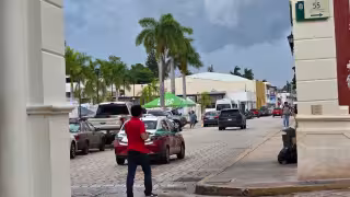 Tres ondas tropicales elevan riesgo de lluvias en Campeche