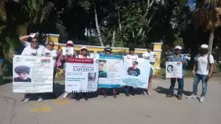 Familiares de desaparecidos exigieron a la Fiscalía estatal no encubrir a sus trabajadores