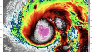 Helene alcanzará a convertirse en Huracán categoría 1