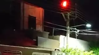 El transformador se incendió y se mantuvo así por más de 12 horas.