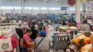 Playas de Cancún colocan bandera roja; piden no hacer compras de pánico por la Tormenta Tropical "Helene"