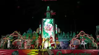 Hay espectáculos en el escenario del árbol de Navidad más grande de Yucatán