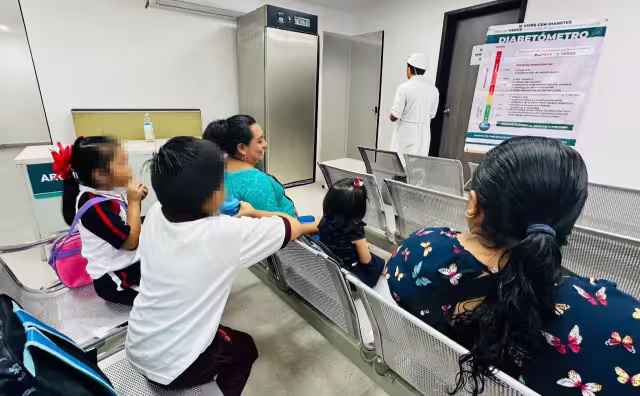 Es importante que los ciudadanos acudan a su centro de salud a vacunarse contra la influenza