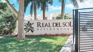 Detienen a pareja de pederastas en Playa del Carmen