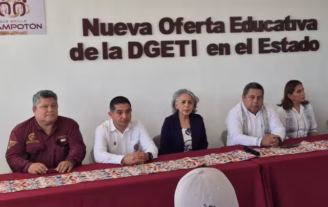 La DGETI anunció en Champotón su nueva oferta educativa para Campeche.