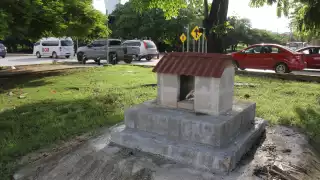 La casita del Alux fue reconstruida luego de haberse incendiado.