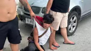 Debido a la tardía respuesta de las autoridades, optaron por actuar y detenerlo