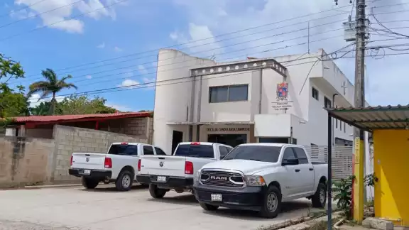 Elvin Marvin Mayo fue asesinado por su compañero mientras cavaban una tumba en Paraíso Nuevo. Elvin Marvin Mayo fue asesinado por su compañero mientras cavaban una tumba en Paraíso Nuevo.