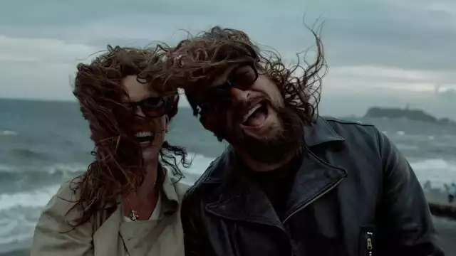 Apenas en enero del 2024, el Jason Momoa y Lisa Bonet firmaron el divorcio, pero fue en 2022 que su relación había terminado; hoy ya anda con la hija de Ricardo Arjona