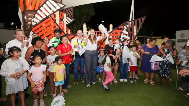 El Ayuntamiento entrega renovados espacios deportivos en la Álvaro Torre Díaz y Libertad 1