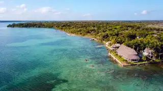 El cuerpo se encontraba flotando en la laguna Guerrero de Chetumal