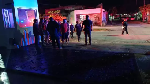 La mujer policía que fue víctima de que un pesado portón de 3 metros de altura le cayera encima el pasado 15 de septiembre