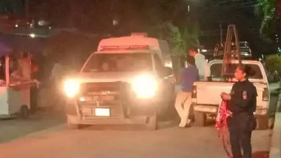 Ejecutan a otro taxista en Chetumal, en la colonia Miraflores.