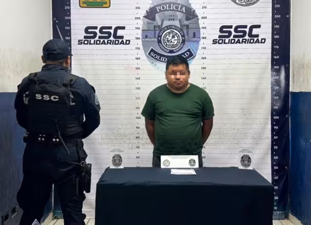 Detienen en Playa del Carmen a hombre por grabar sin consentimiento.